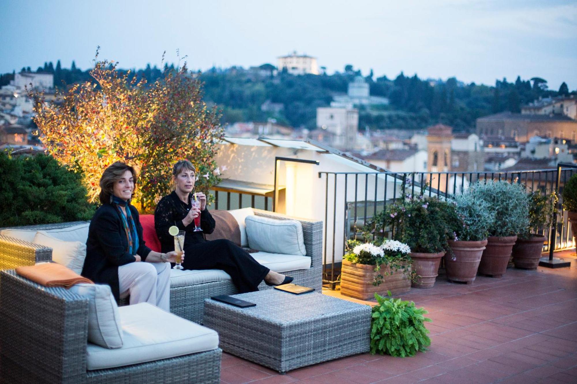 Bed and Breakfast Antica Torre Tornabuoni Флоренция Экстерьер фото