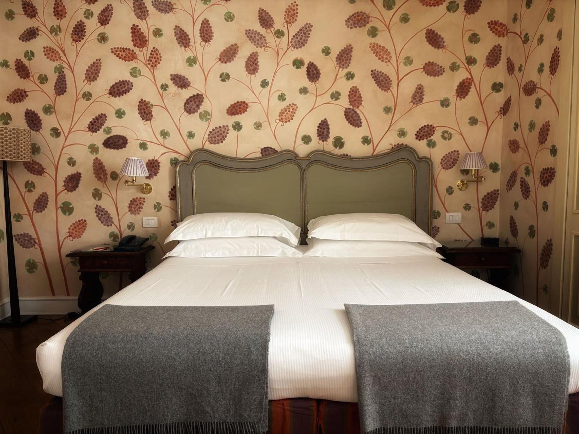 Bed and Breakfast Antica Torre Tornabuoni Флоренция Экстерьер фото